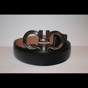 Authentic Salvatore ferragamo adjustable belt 44